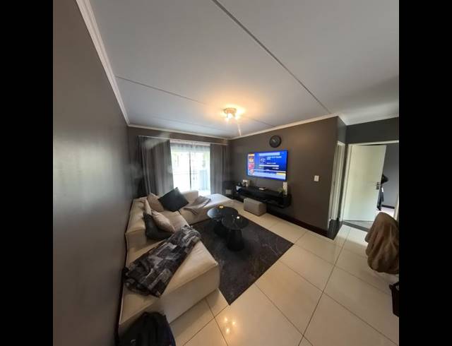 2 BEDROOM APARTMENT FOR SALE IN NOORDWYK
